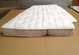 Quilted top hinge on a boat cushion