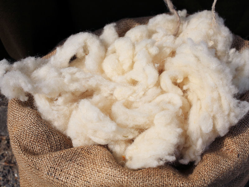 Organic Cotton Wadding, 100g Loose Fibres 100% Organic Unbleached